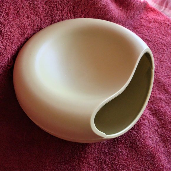 Multi-function Snack Bowl Shelled Nuts Storage Box Double Layer Container - Picture 2 of 5